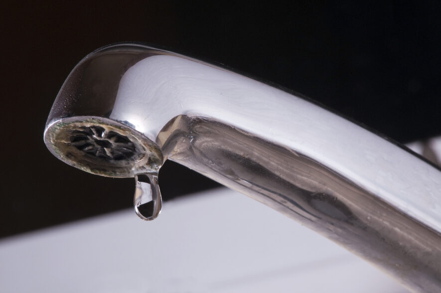 How Water Pressure and Flow Rate Shape Your Home’s Plumbing Efficiency
